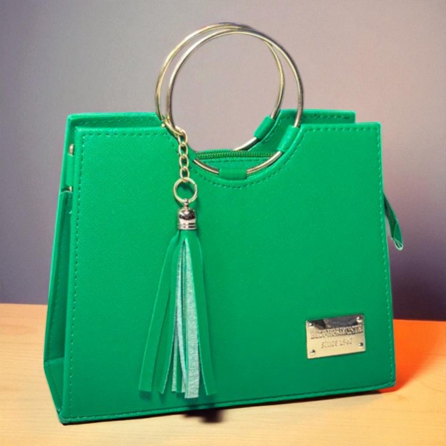 Bolsa de dama Victoria elegante moderna exclusiva negra sintética alta calidad duradera