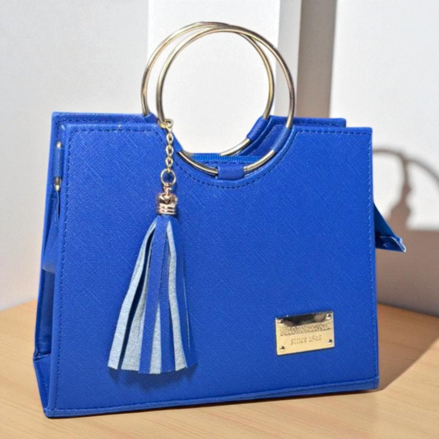 Bolsa de dama Victoria elegante moderna exclusiva negra sintética alta calidad duradera