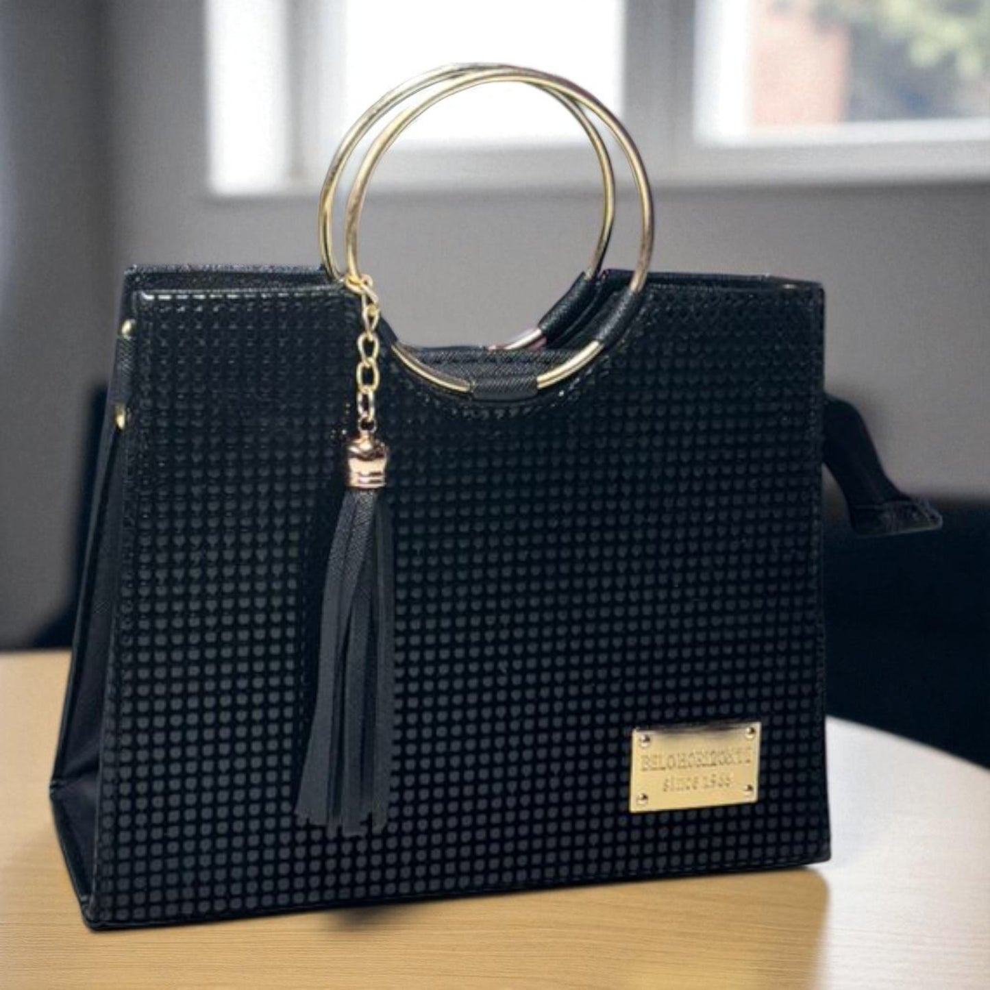 Bolsa de dama Victoria elegante moderna exclusiva negra sintética alta calidad duradera