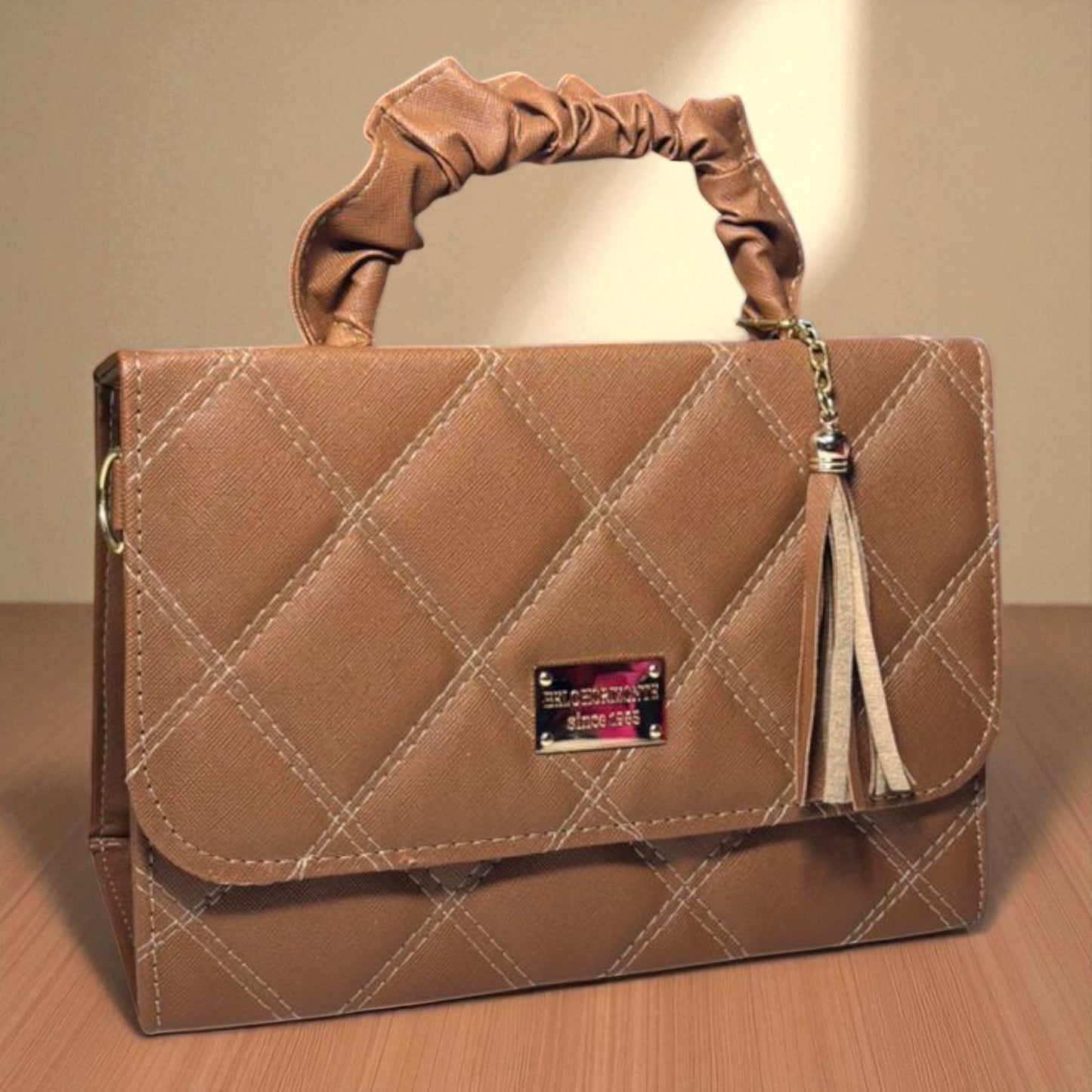 Bolsa holográfica de dama SANDY elegante con asa fruncida y diseño moderno