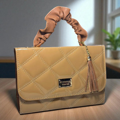 Bolsa holográfica de dama SANDY elegante con asa fruncida y diseño moderno