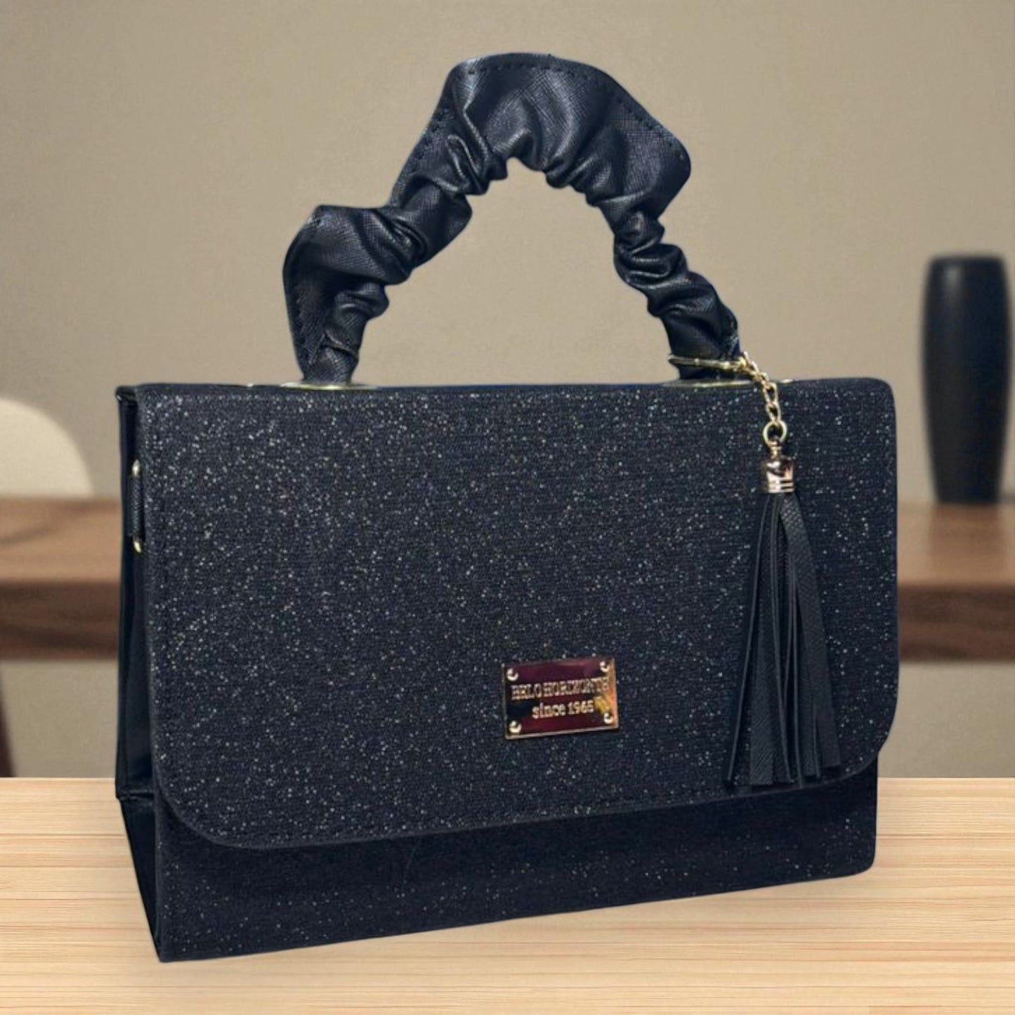 Bolsa holográfica de dama SANDY elegante con asa fruncida y diseño moderno