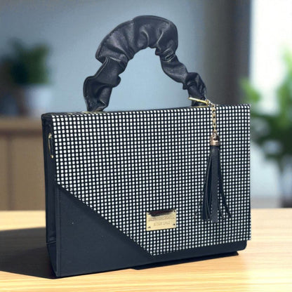 Bolsa holográfica geométrica blanca dama MIRIAM moderna elegante asa scrunchy con cierre