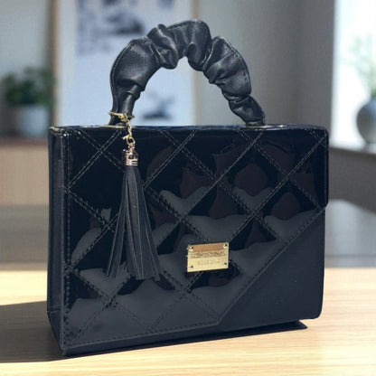 Bolsa holográfica geométrica blanca dama MIRIAM moderna elegante asa scrunchy con cierre