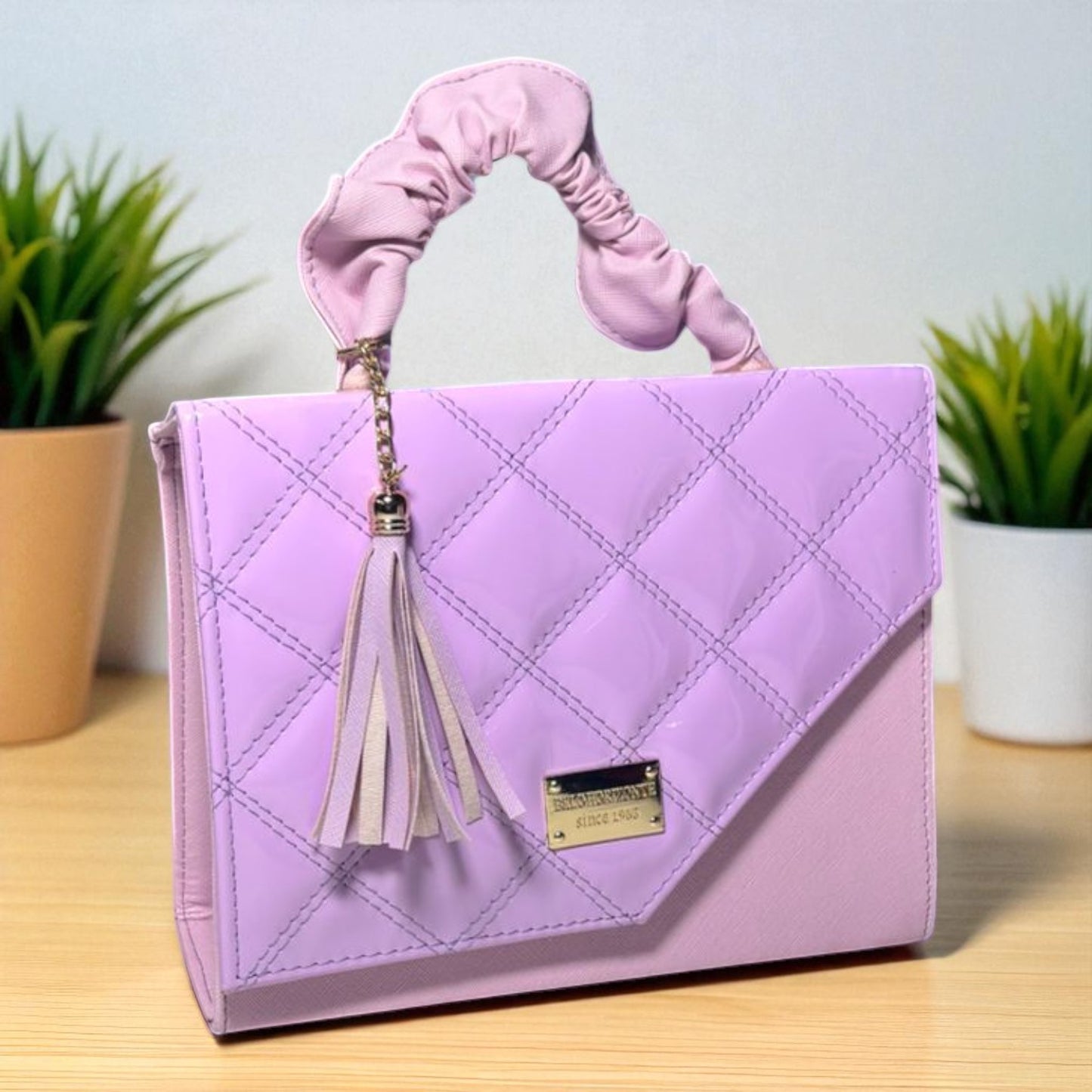 Bolsa holográfica geométrica blanca dama MIRIAM moderna elegante asa scrunchy con cierre