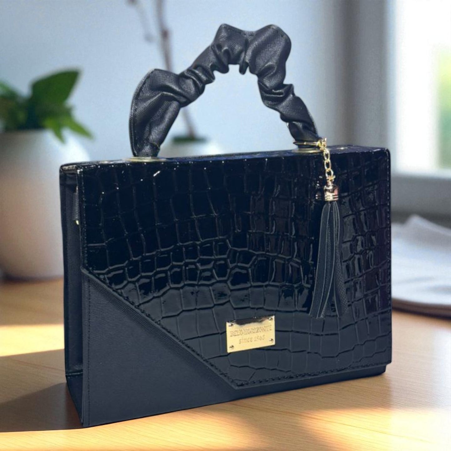 Bolsa holográfica geométrica blanca dama MIRIAM moderna elegante asa scrunchy con cierre