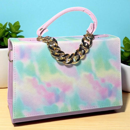 Bolsa de dama DORA beige elegante acolchada con cadena dorada lujo tendencia