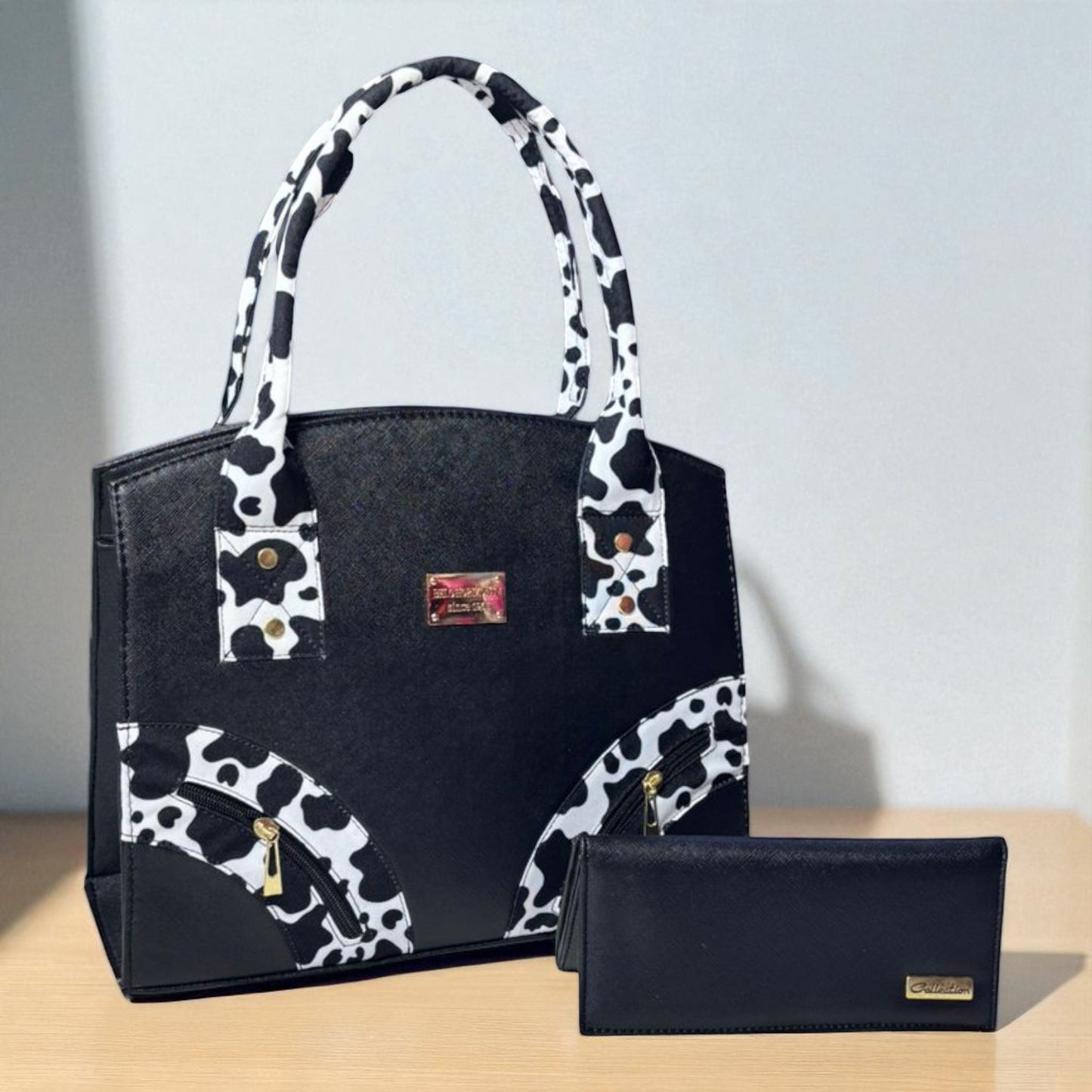 Bolsa de dama AIDEE café elegante con cierres frontales, resistente, moderna, ideal revender