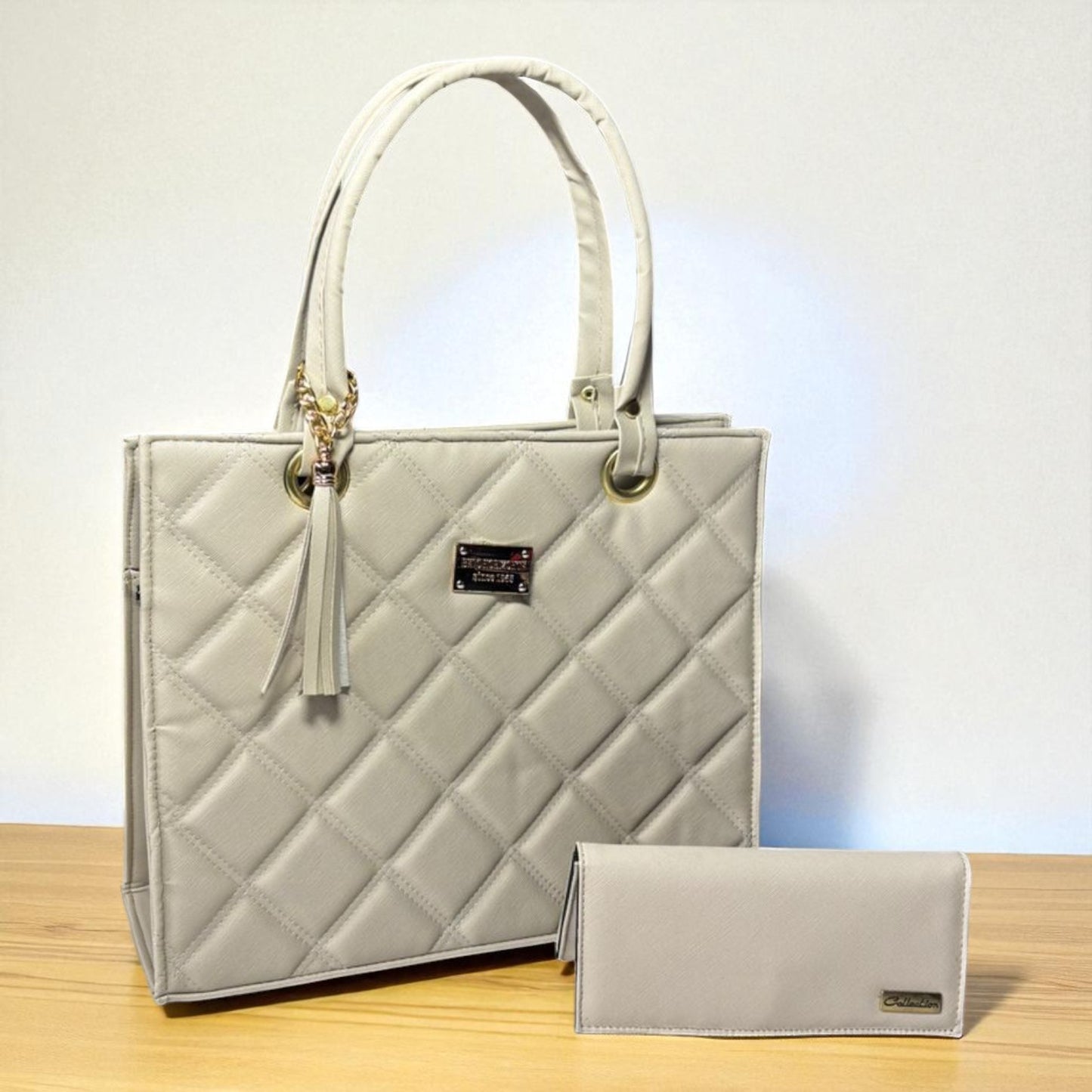 Bolsa negra MARTINA elegante charol dama lujo moderna con cierre segura resistente