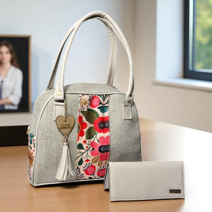 Bolsa artesanal MARTHA morada con bordado floral colorido, elegante, espaciosa, ideal revender