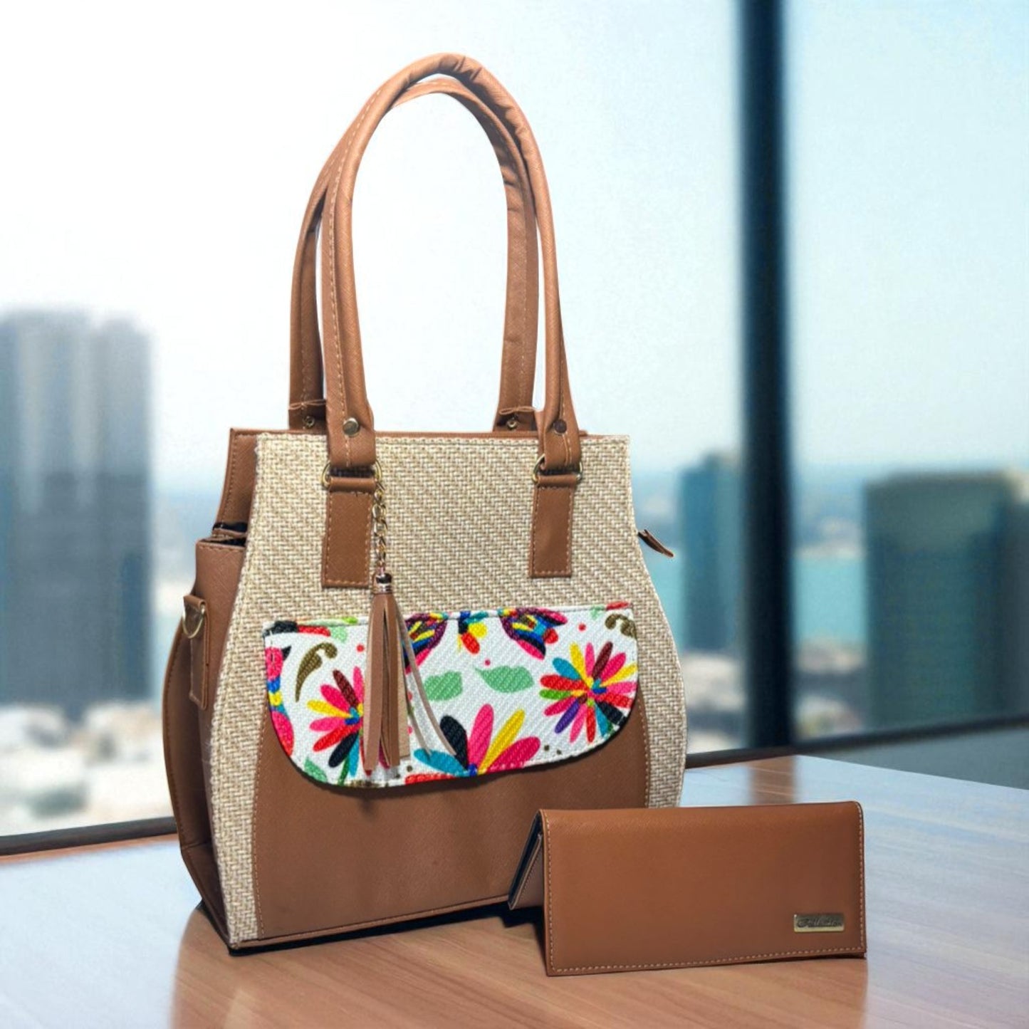 Bolsa artesanal LAURA negra con bordado colorido, elegante, amplia, resistente, ideal revender