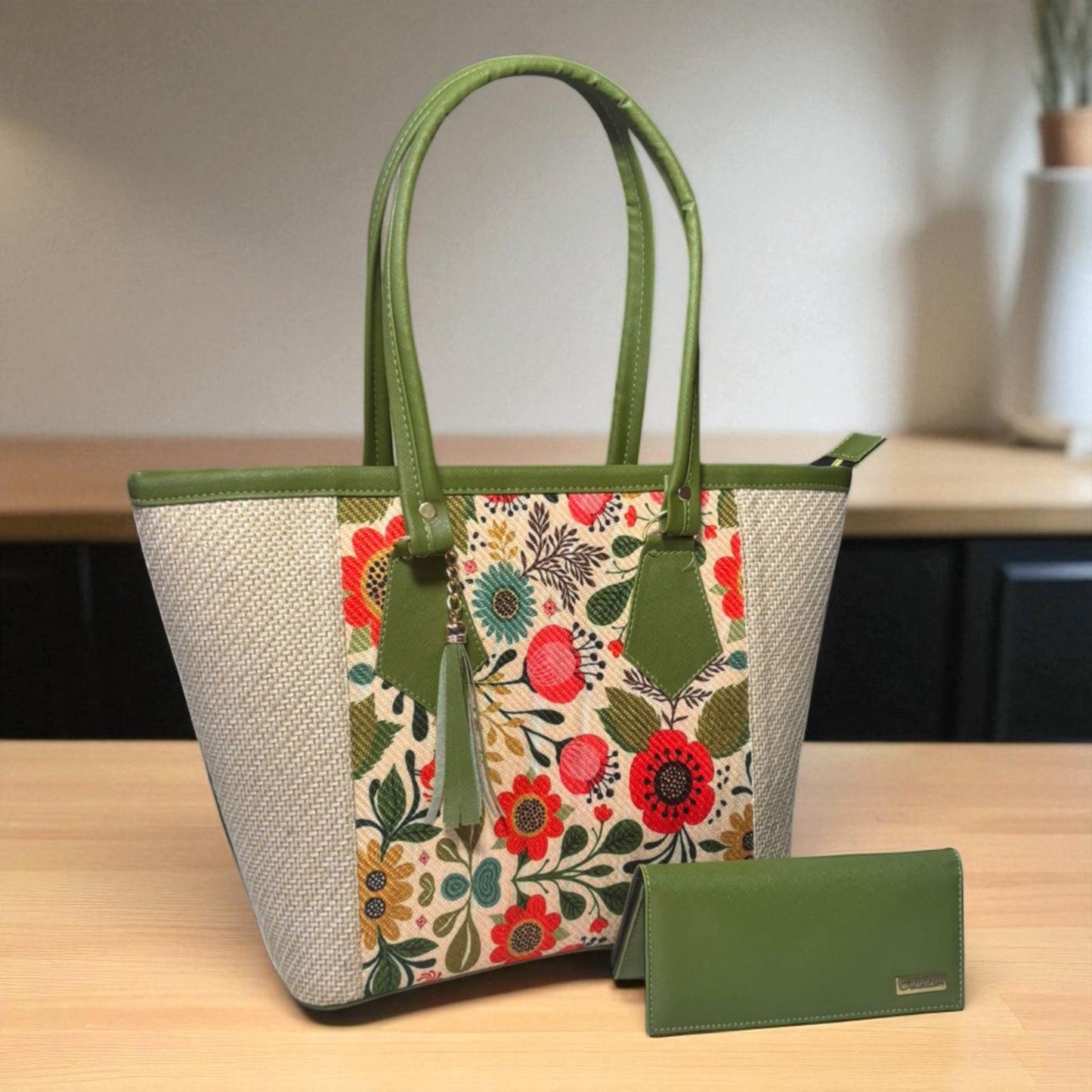Bolsa artesanal YAMILETH verde con flores bordadas, elegante, espaciosa, ideal para revender 🌿👜