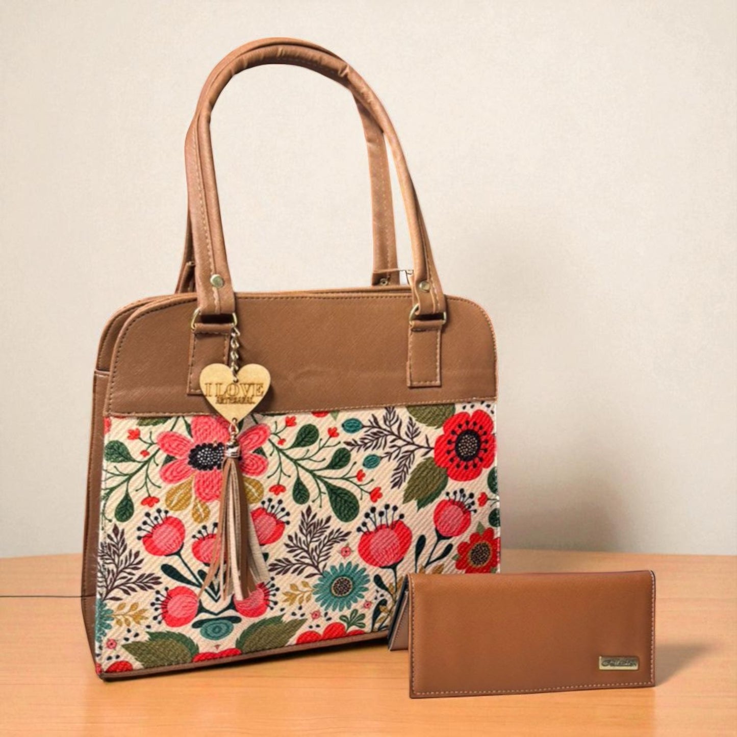 Bolsa artesanal MIA roja con bordado colorido, ideal para mujer elegante y revender