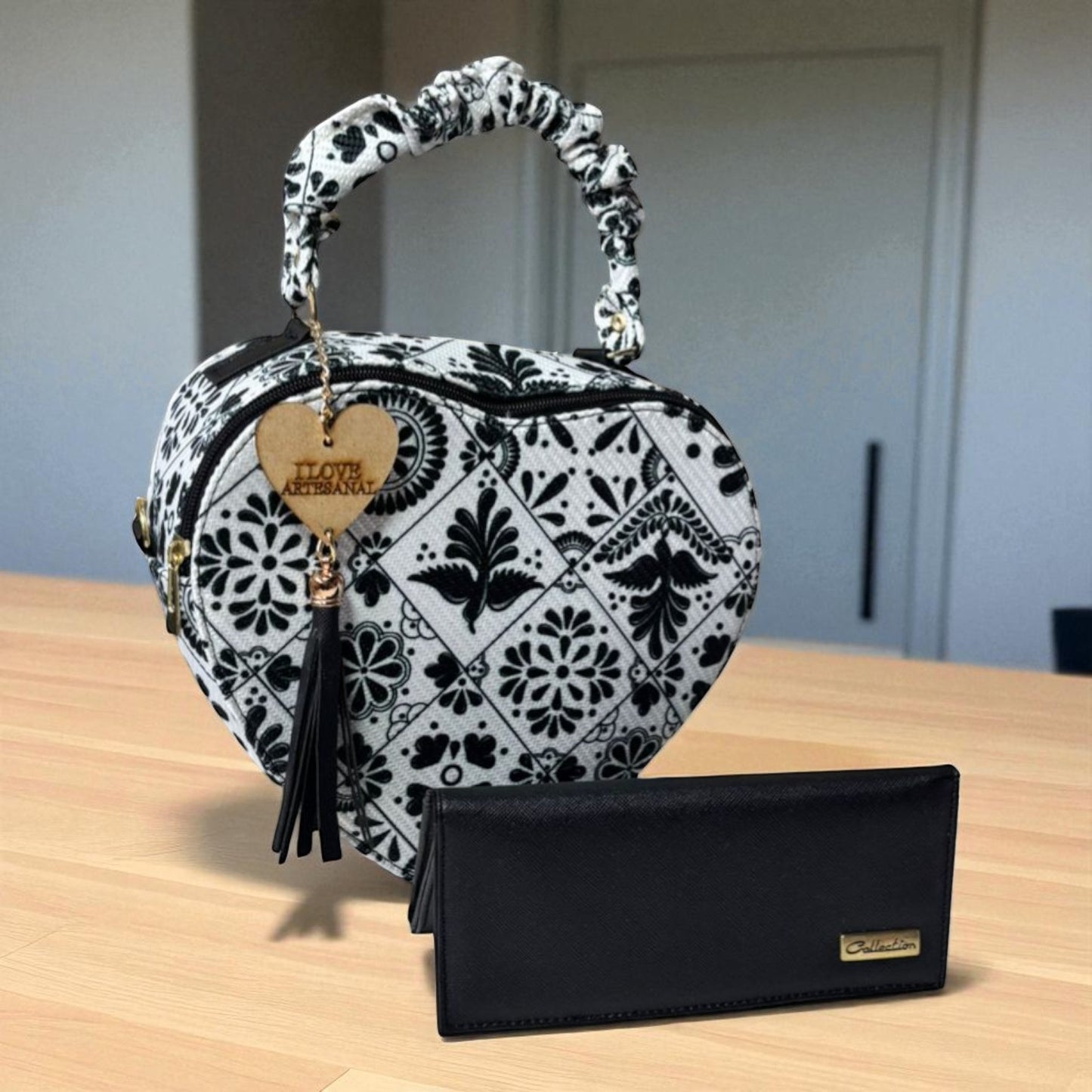 Bolsa corazón artesanal azul blanco mujer elegante moderna juvenil tendencia ideal regalo Erika