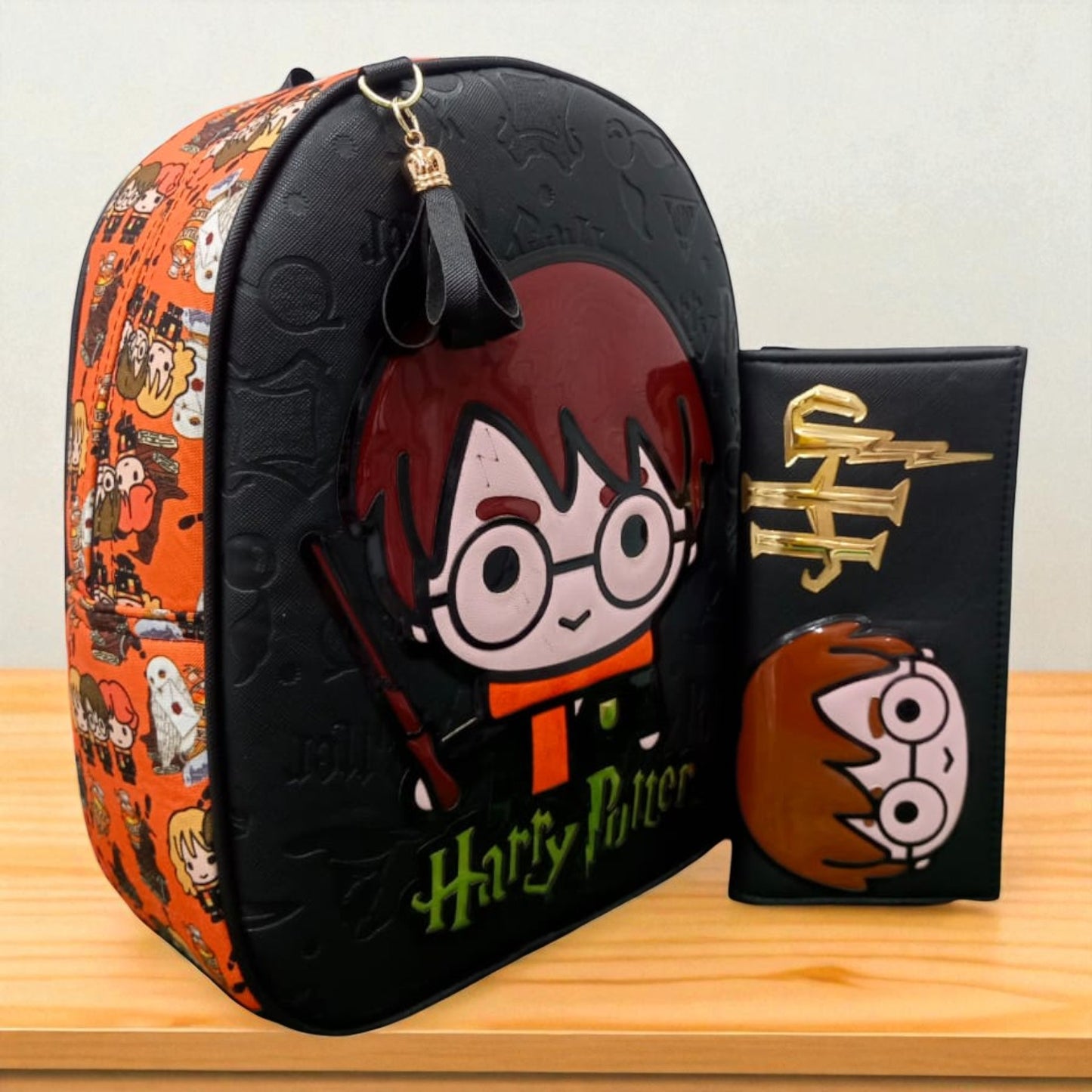 MOCHILA de dama Personajes divertida moderna exclusiva morada sintética alta calidad duradera