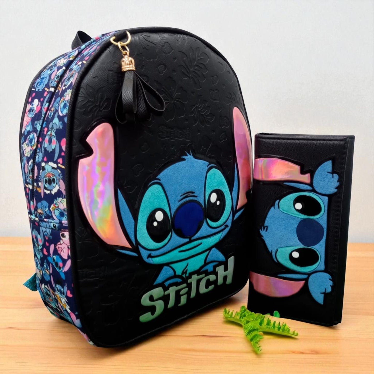 MOCHILA de dama Personajes divertida moderna exclusiva morada sintética alta calidad duradera