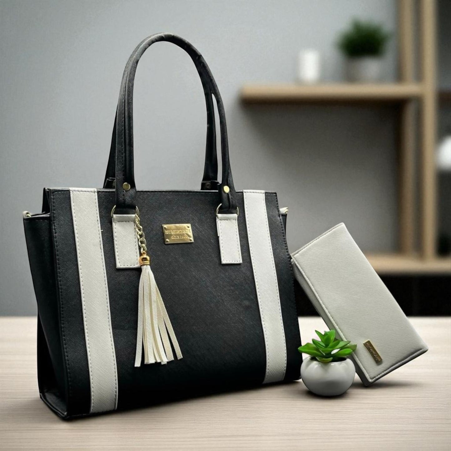 Bolsa de dama Alessandra elegante moderna grande exclusiva