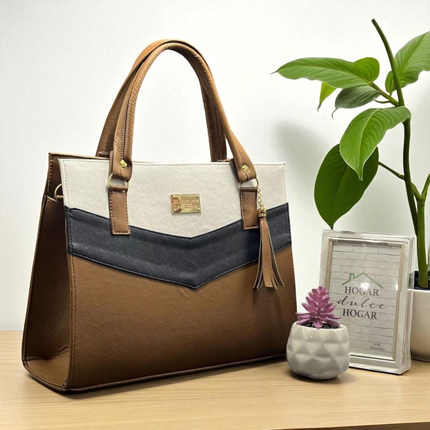 Bolsa de dama Estefanía roja elegante moderna resistente amplia ideal revender México