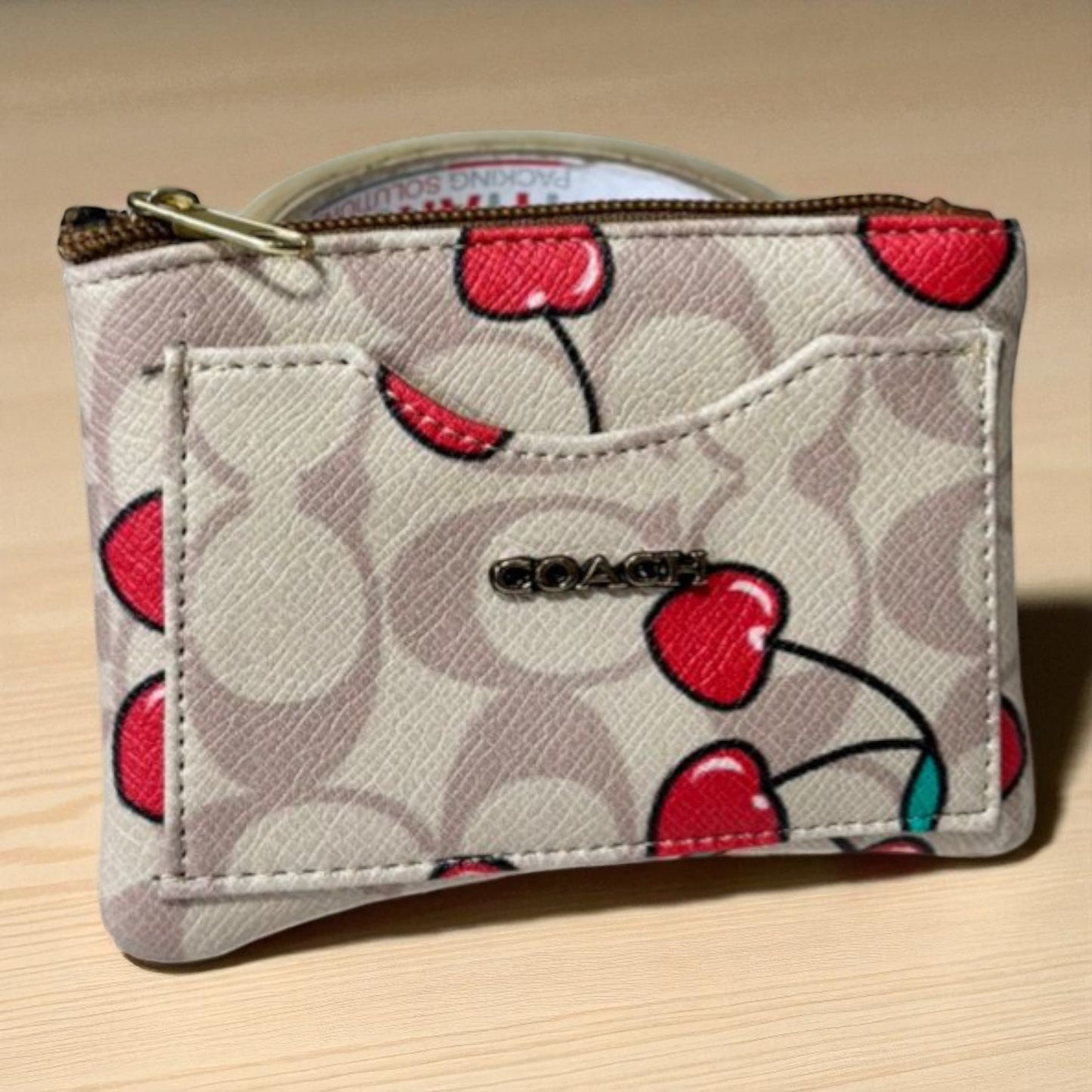 Tarjetero  Morado con Cerezitas 🍒 – Compacto, Elegante y Súper Práctico