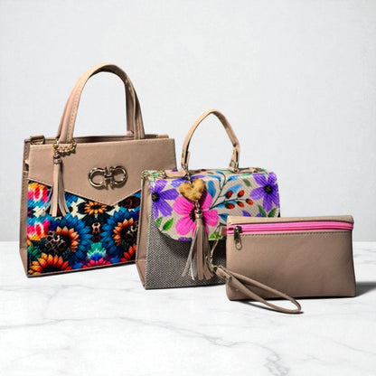 Trio de bolsas consta de Mediana , Mini y Cosmetiquera de material sintetico de alta calidad