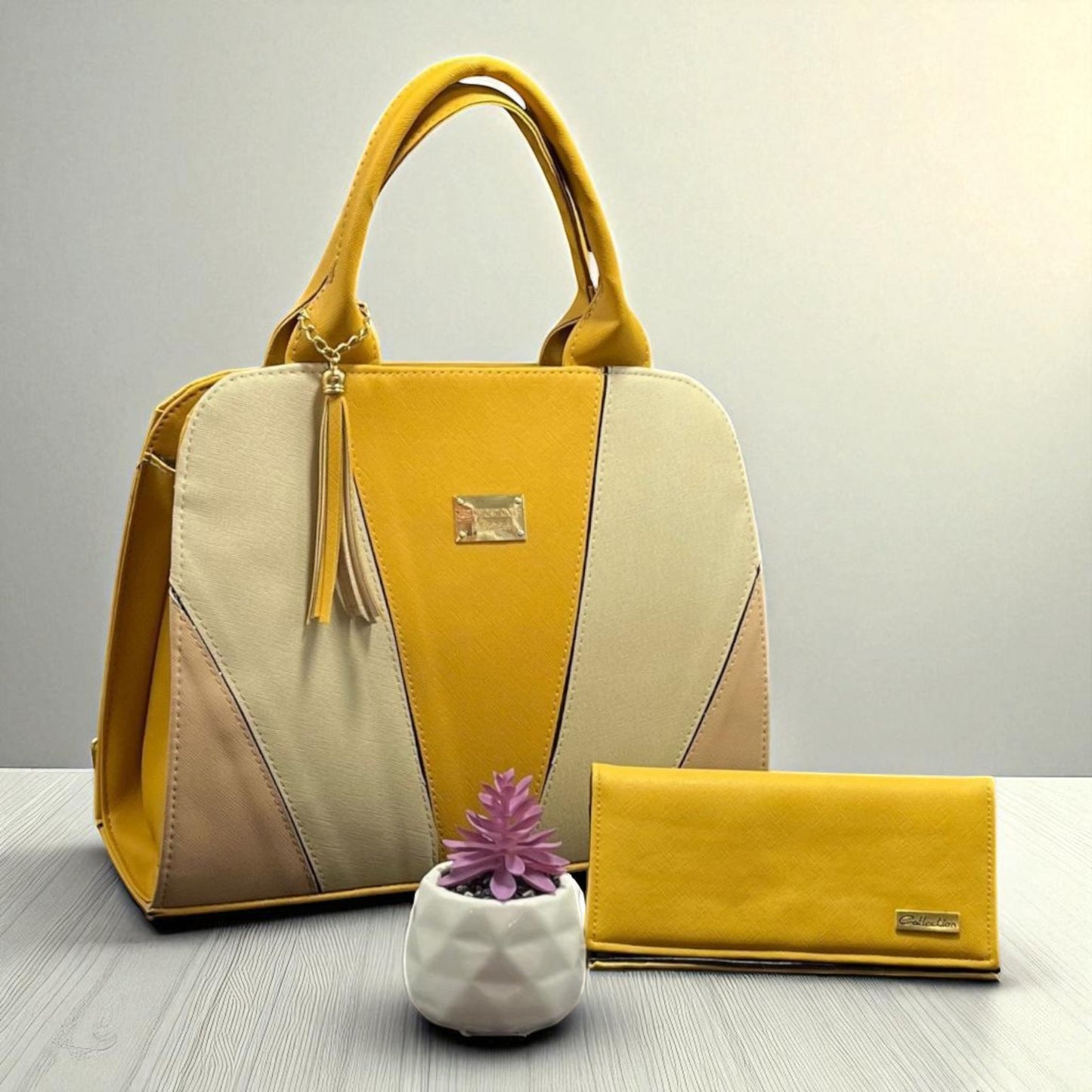 Bolsa Valentina Tricolor Negra Blanca Beige Sintética de Alta Calidad Moderna Elegante